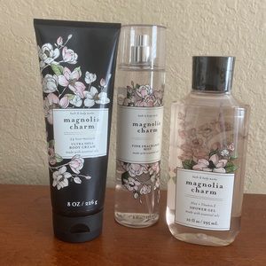 Bath and body works Magnolia charm set